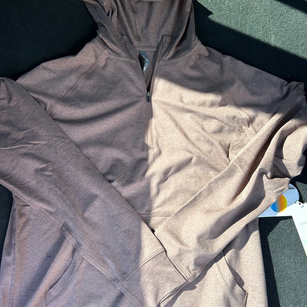 Vuori New Ponto performance 1/2 Zip Hoodie
Fossil Heather size M medium